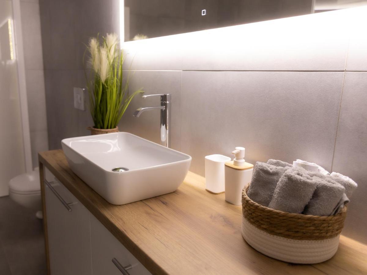 Апартаменти Apartament Pod Lasem Олджиховіце-Клодзькі Екстер'єр фото