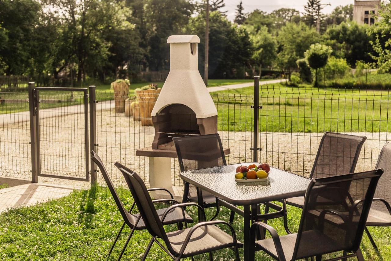 Апартаменти Apartament Pod Lasem Олджиховіце-Клодзькі Екстер'єр фото